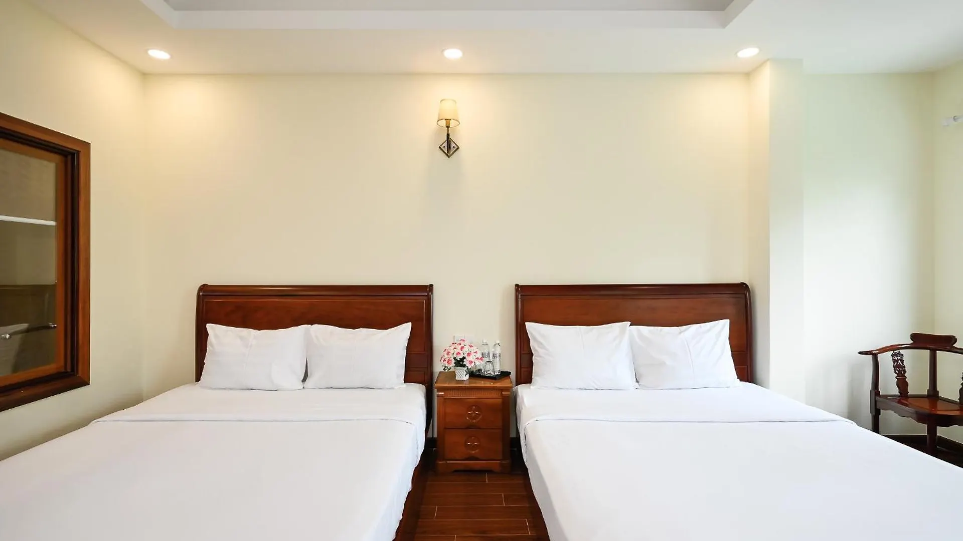 Red Sun Airport Saigon Hotel Ho Chi Minh City