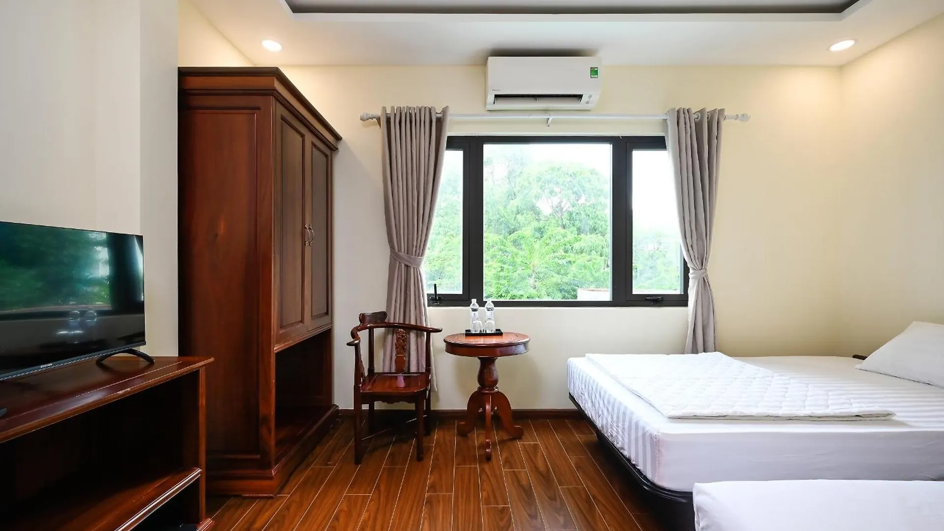Red Sun Airport Saigon Hotel Ho Chi Minh City