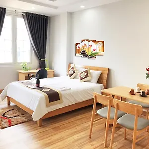 The Lumiere Near Tan Son Nhat Airport Отель