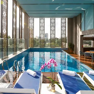 Orchids Saigon Отель