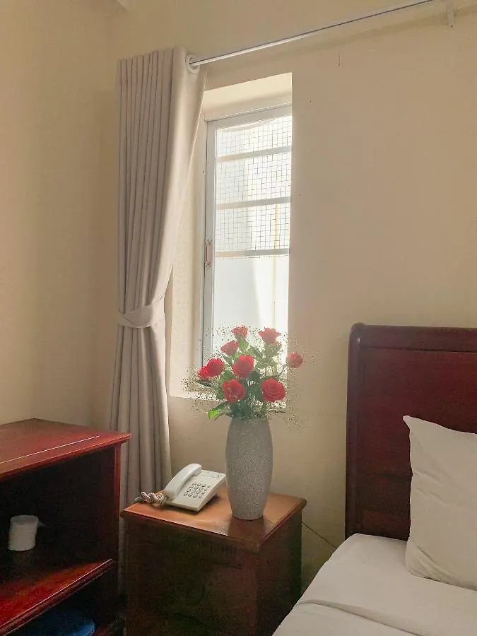 Red Sun Airport Saigon Hotel contacts