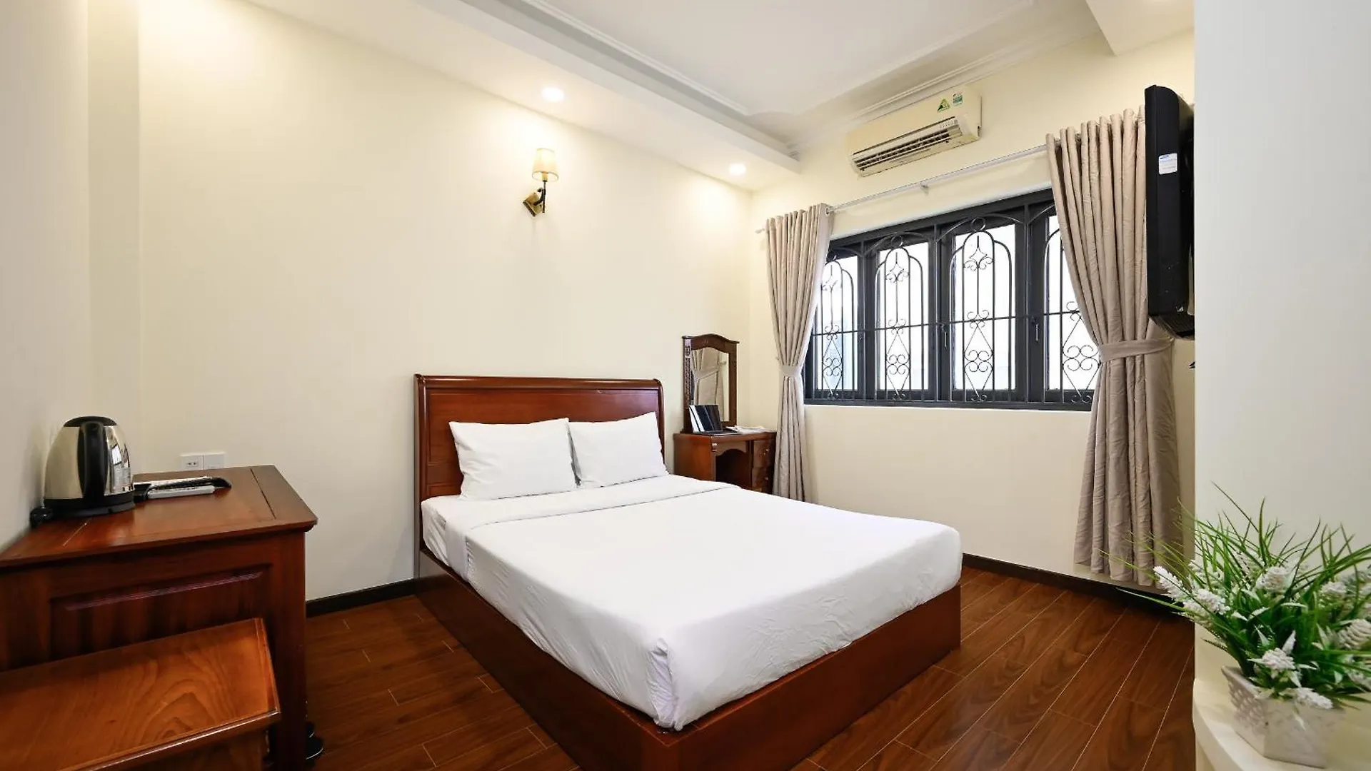Red Sun Airport Saigon Hotel Ho Chi Minh City