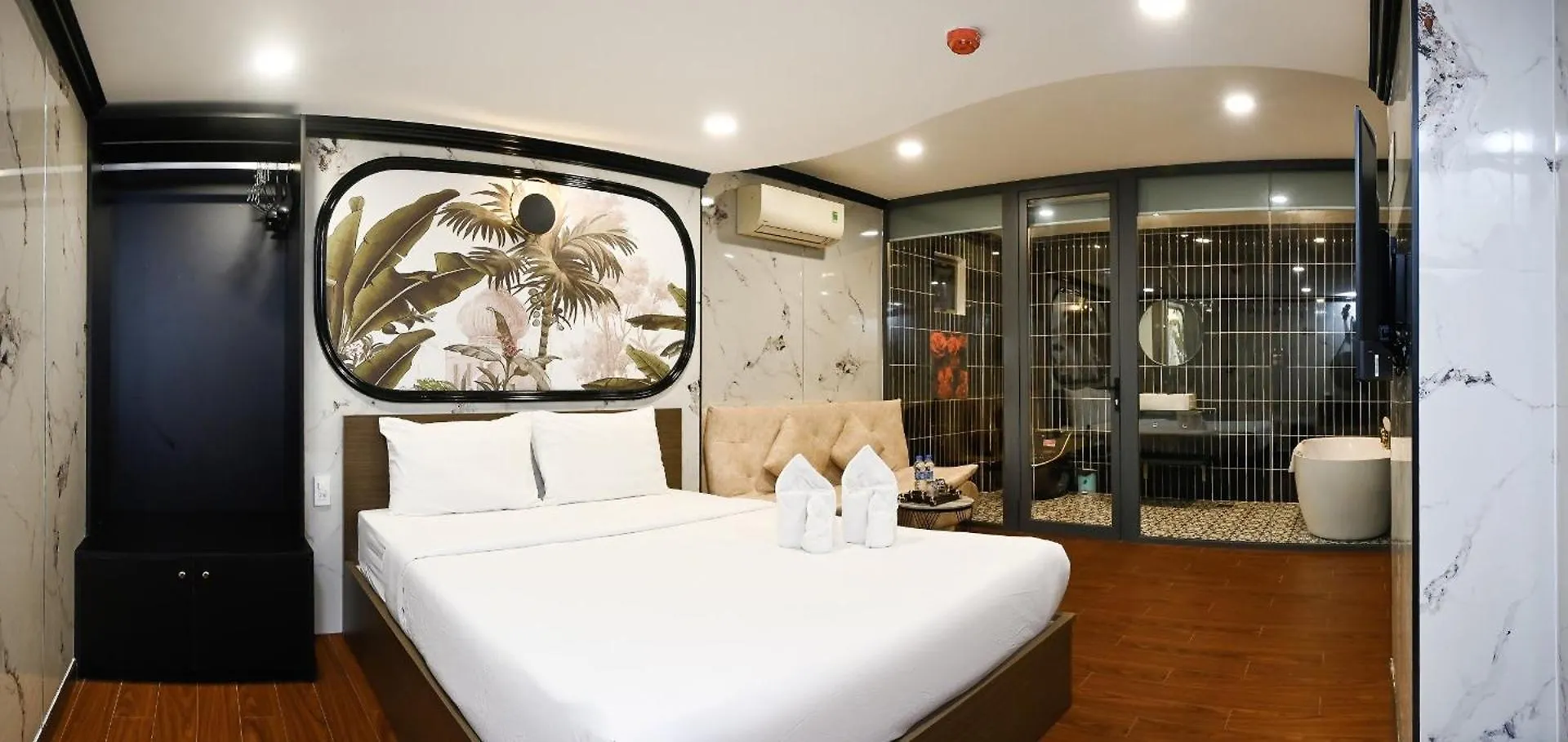 Red Sun Airport Saigon Hotel Ho Chi Minh City 3*,